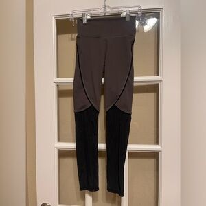 Fabletics Sleek Two-Tone Leggings